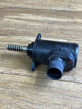 11377631574 Bmw Oem 2014 2015 2016 - 2019 G12 Cam / Camshaft Timing Actuator Solenoid