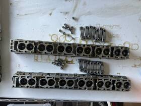 1748044 Bmw E36 M52 S52 M3 Camshaft Trays Bearing Ledges With Lifters And Caps/nuts