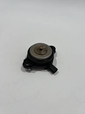 555841 Bmw 12-18 328i 528i N20 Camshaft Variable Valve Timing Vanos Actuator Solonoid
