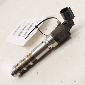 949.gm6n16 Cadillac Xts Variable Timing Gear Oil Control Valve Solenoid Cylinder Head 2016
