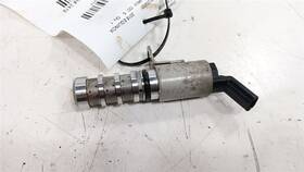 949.gm8l18 Chevrolet Truck Equinox Variable Timing Gear Oil Control Valve Solenoid Cylinder Head