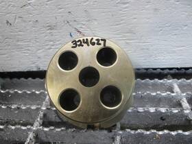 3686018 Cummins Genuine Isx15 Diesel Engine Oem Idler Shaft Gear Hub