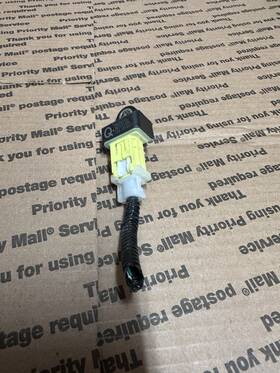 Denso 98231fl00a 2017-2023 Subaru Impreza Crosstrek Outback Front Sensor Oem