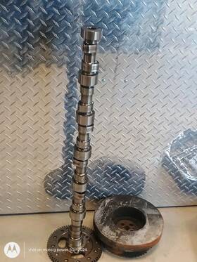 305.ch8d20 Dodge Camshaft 58152