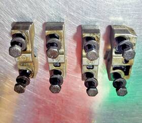 1l2e-6049 Ford #1l2e-6049/50 Explorer 4.0l Camshaft Caps - Used