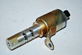 6m8g6m280 Ford 2014 - 2016 Fusion Camshaft Timing Solenoid Valve Oem