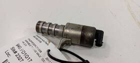 949.fd1g17 Ford Focus Variable Timing Gear Oil Control Valve Solenoid Cylinder Head 2018 17