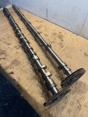 A14720501301 Freightliner 2018 Detroit Dd15 Camshafts Intake And Exhaust 14720501401 Oem 14720501301
