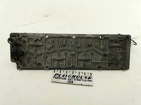 349.gm9x09 Gmc Truck Sierra1500 Valley Cover Afm/dod Solenoid Plate Fits 2008-2017