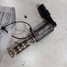 949.hy1s17 Hyundai Elantra Variable Timing Gear Oil Control Valve Solenoid Cylinder Head