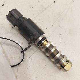 Hyundai 949.hy1w16 Veloster Variable Timing Gear Oil Control Solenoid Cylinder Head 2016