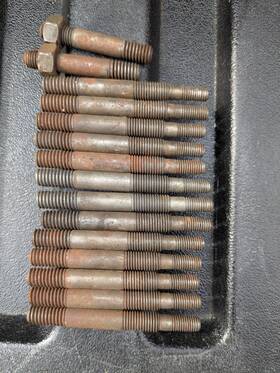 C2326 Jaguar Xk120 Camshaft And Cam Cover Studs 13 C2326 Jaguar Xk120 Camshaft And Cam Cover Studs 13