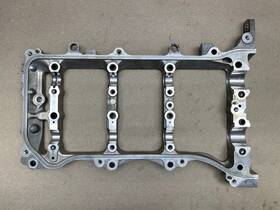 11104-31043 Lexus 06-18 Is250 Is350 Camshaft Housing Left Driver Side Lh Oem