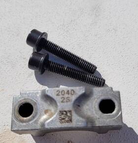 2040-2s Maserati 2014-2017 Ghibli M157 Oem Exhaust Camshaft Bearing Cap And Bolts 2040 2s