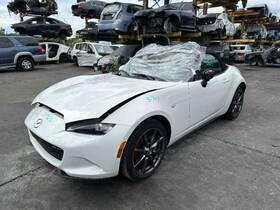 305.mz1m17 Mazda Miata 2017 Camshaft 1390765 305.mz1m17 Mazda Miata 2017 Camshaft 1390765