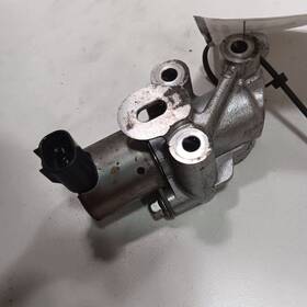 949.mz1221 Mazda Cx-5 Variable Timing Gear Oil Control Valve Solenoid Cylinder Head 2021