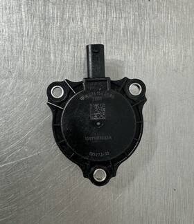 2761560790 Mercedes-benz 105273-02 Camshaft Adjuster Magnet Solenoid For C E Cl Cls G Gl