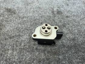 A1779821700 Mercedes-benz Camshaft Solenoid Valve Assembly W290 Amg E53 Gt53 Cls53 Oem