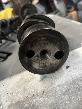 20783032 Oe Quality Volvo D12 Camshaft With Rocker Assembly