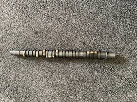 Camh30y8 Oem 96-00 Honda Civic Camshaft Vtec D16y8 16 Valve Used