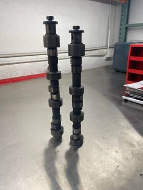 930.105.142 Porsche 1983 911 Turbo 3.3 930 Camshaft Set. Used Good Condition 930.105.142 Porsche 1983 911 Turbo 3.3 930 Camshaft Set. Used Good Condition