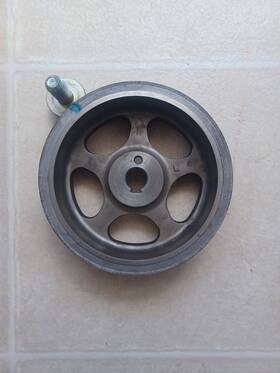 13019aa030 Subaru 90-98 Lh Camshaft Sprocket And Bolt. # 13019aa030 Subaru 90-98 Lh Camshaft Sprocket And Bolt. #