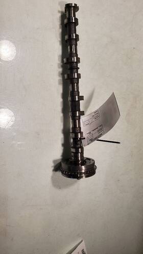 305.to1u18 Toyota Camry 2018 Engine Intake Camshaft Oem