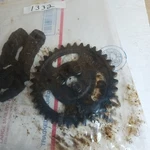 Chevy 350 5.7L Timing Camshaft Gear Sprocket Oem 340235 W/chain &bolts. Fixed Price $19.99.